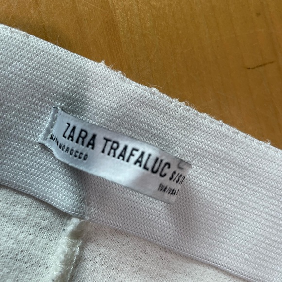 Zara Cream Knit Boucle Mini Skirt Size Small - Picture 9 of 9